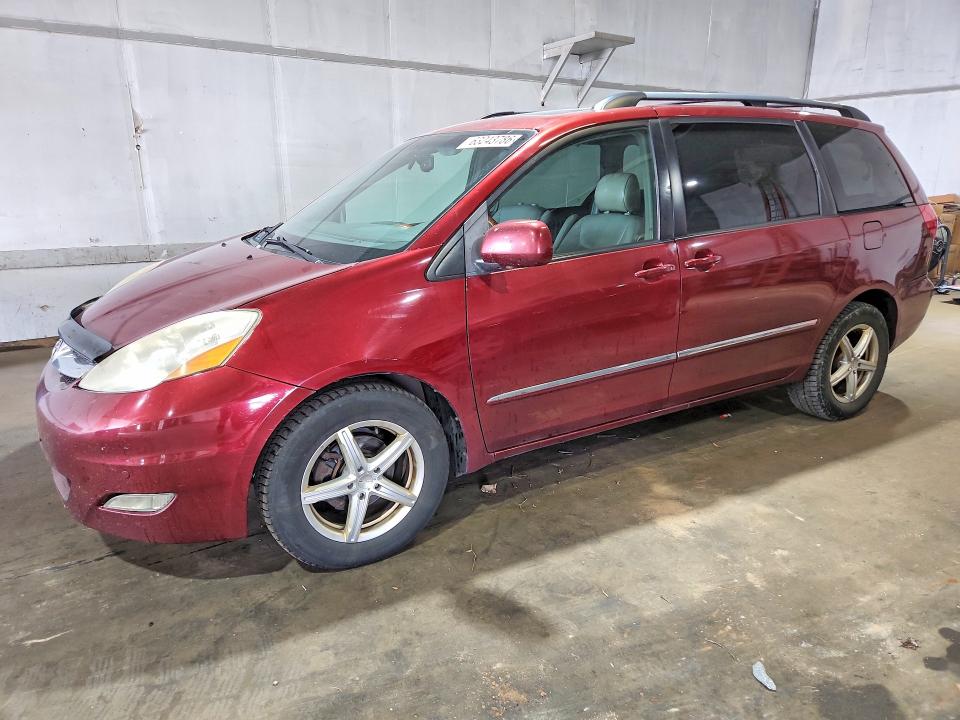 TOYOTA SIENNA 2008 with VIN 5TDZK22C98S146216 - Photo from auction