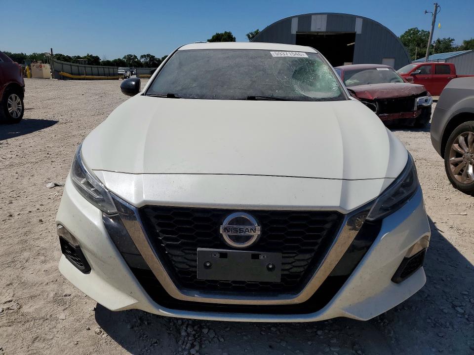 Photo 5 from auction – 2019 NISSAN ALTIMA with VIN 1N4BL4CV2KN315781