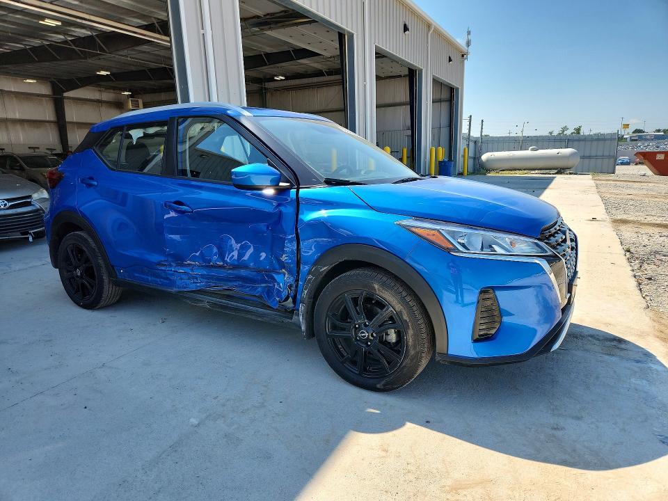 Photo 4 from auction – 2024 NISSAN KICKS with VIN 3N1CP5CV0RL557720