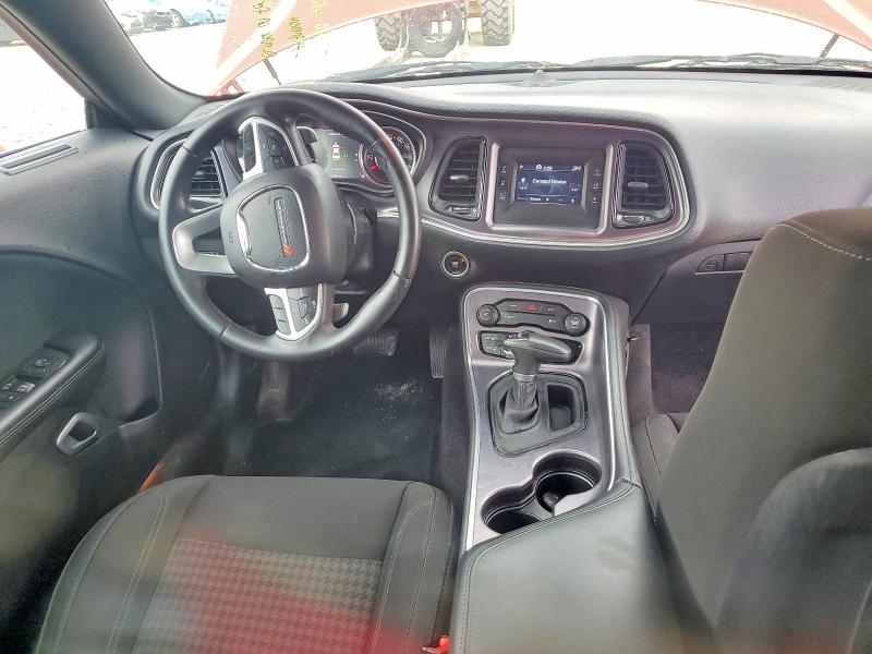 Photo 8 from auction – 2015 DODGE CHALLENGER with VIN 2C3CDZAT3FH910684