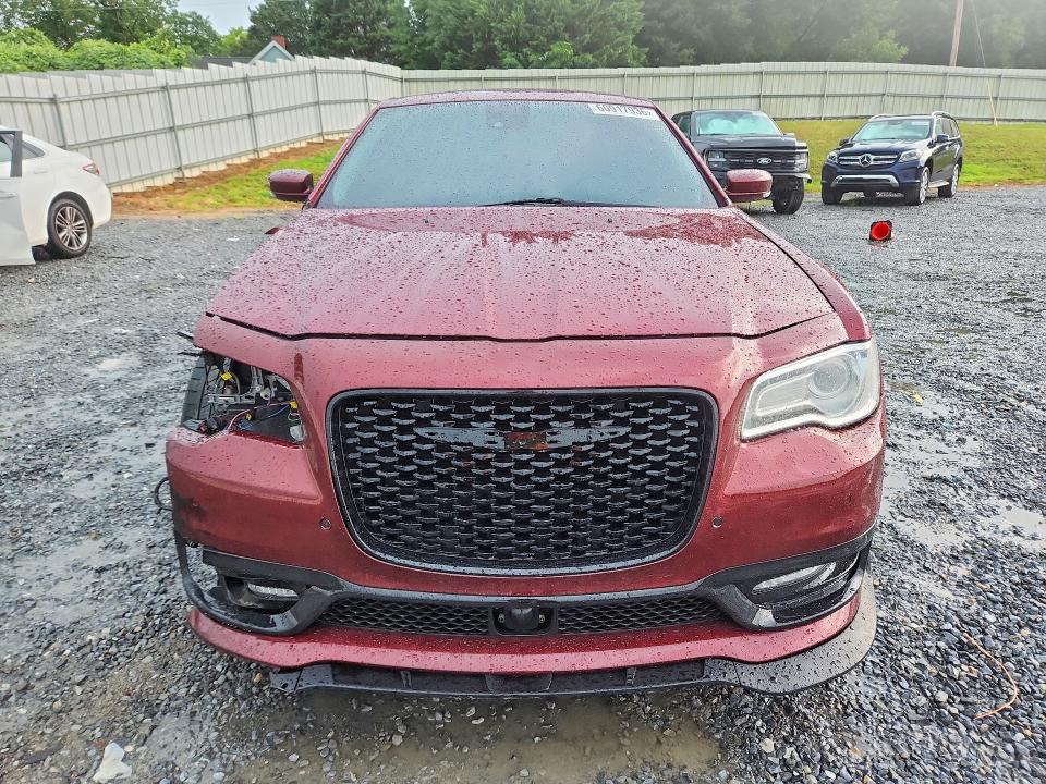 Photo 5 from auction – 2015 CHRYSLER 300C with VIN 2C3CCAET2FH900324