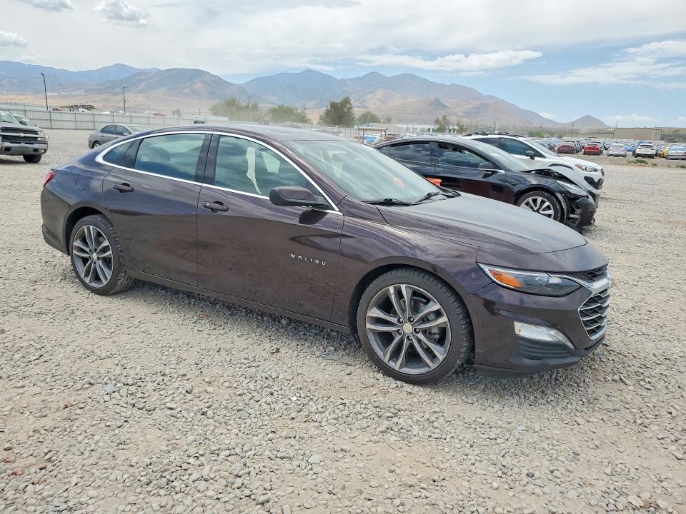 Photo 4 from auction – 2021 CHEVROLET MALIBU with VIN 1G1ZD5ST5MF022328