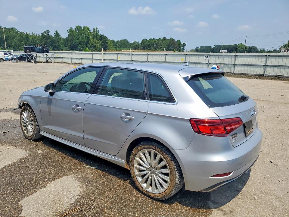 Photo 2 from auction – 2017 AUDI A3 with VIN WAUTPBFF3HA055237