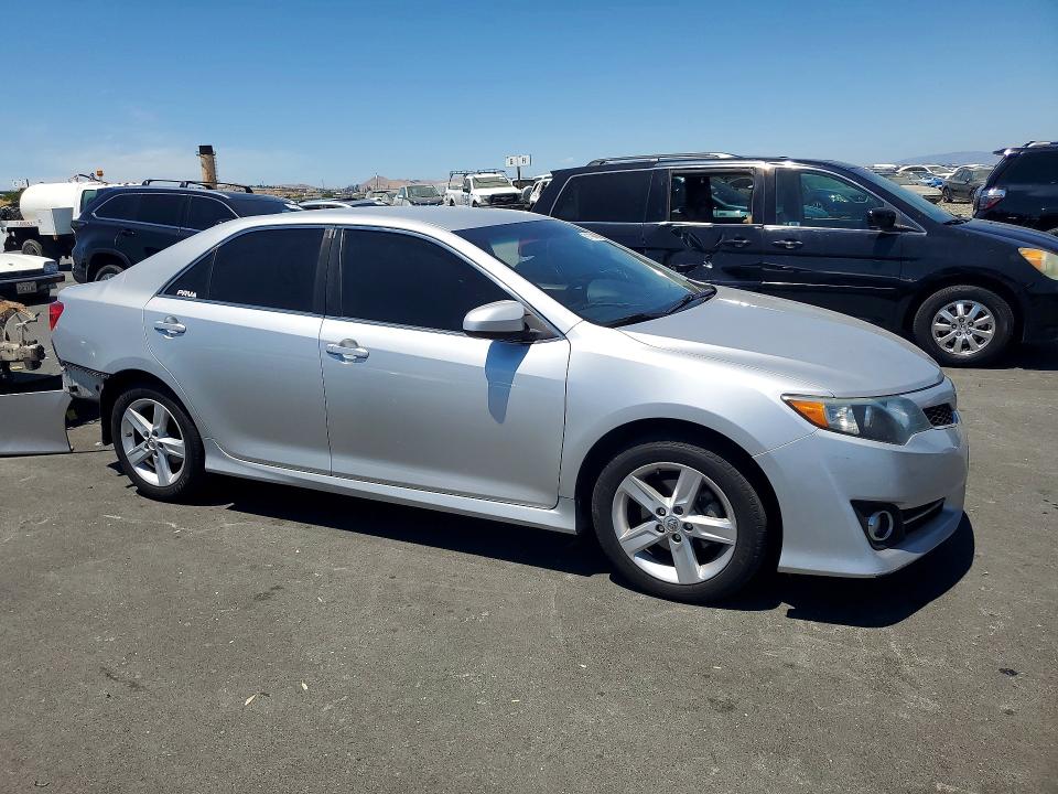 Photo 4 from auction – 2014 TOYOTA CAMRY with VIN 4T1BF1FK5EU446453