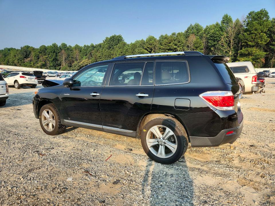 Photo 2 from auction – 2013 TOYOTA HIGHLANDER with VIN 5TDYK3EHXDS139570