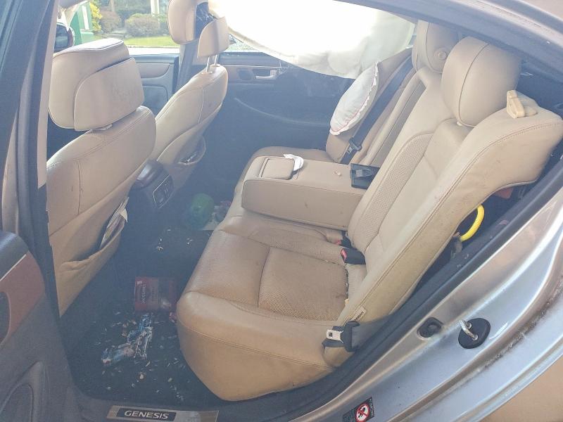 Photo 10 from auction – 2012 HYUNDAI GENESIS with VIN KMHGC4DF3CU208345