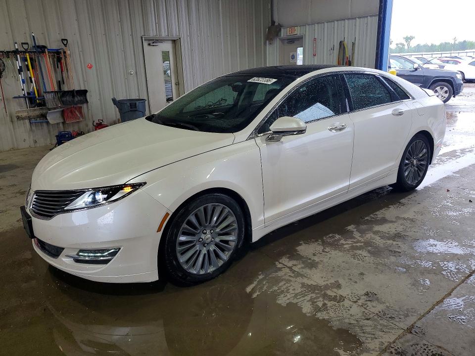 LINCOLN MKZ 2015 with VIN 3LN6L2JK6FR605755 - Photo from auction