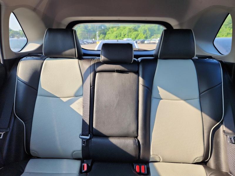 Photo 10 from auction – 2022 TOYOTA RAV4 with VIN 4T3RWRFV3NU075257