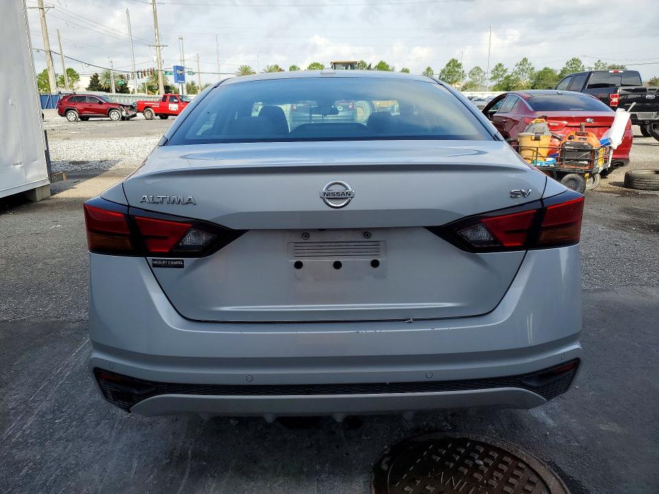 Photo 6 from auction – 2022 NISSAN ALTIMA with VIN 1N4BL4DV3NN333810