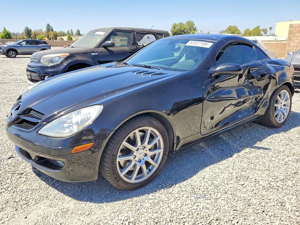 Photo 1 from auction – 2005 MERCEDES-BENZ SLK with VIN WDBWK56F05F049554