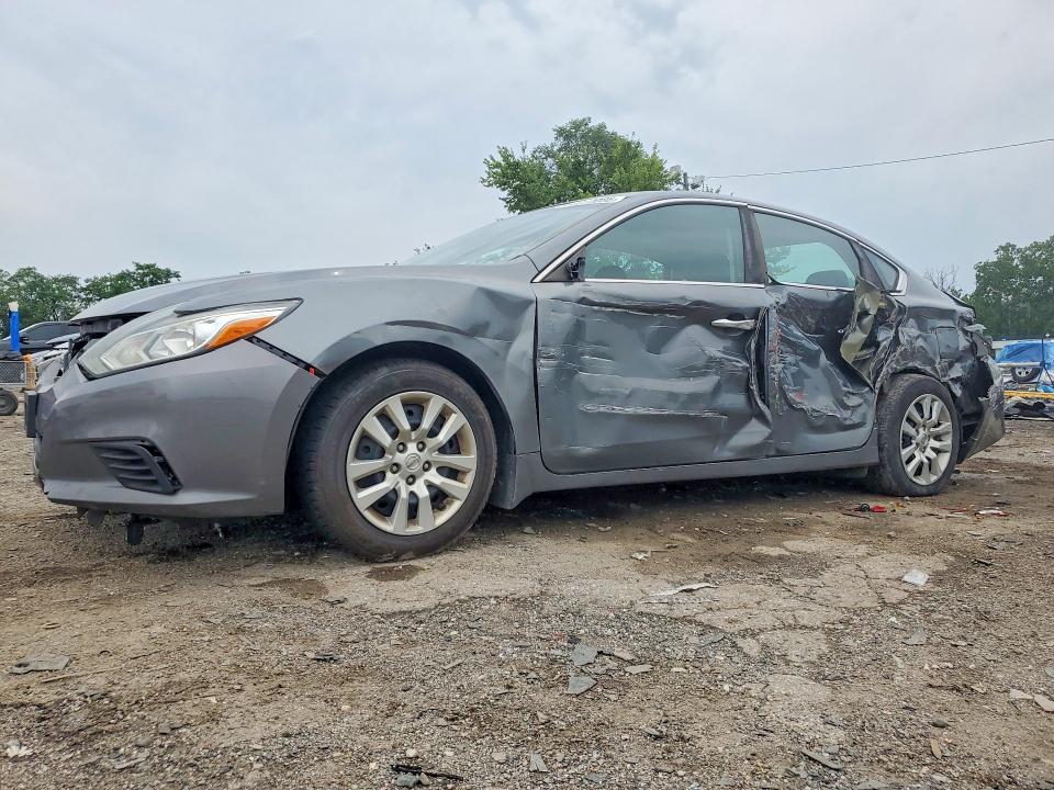 NISSAN ALTIMA 2018 z numerem VIN 1N4AL3AP1JC107718 - Zdjęcie z aukcji