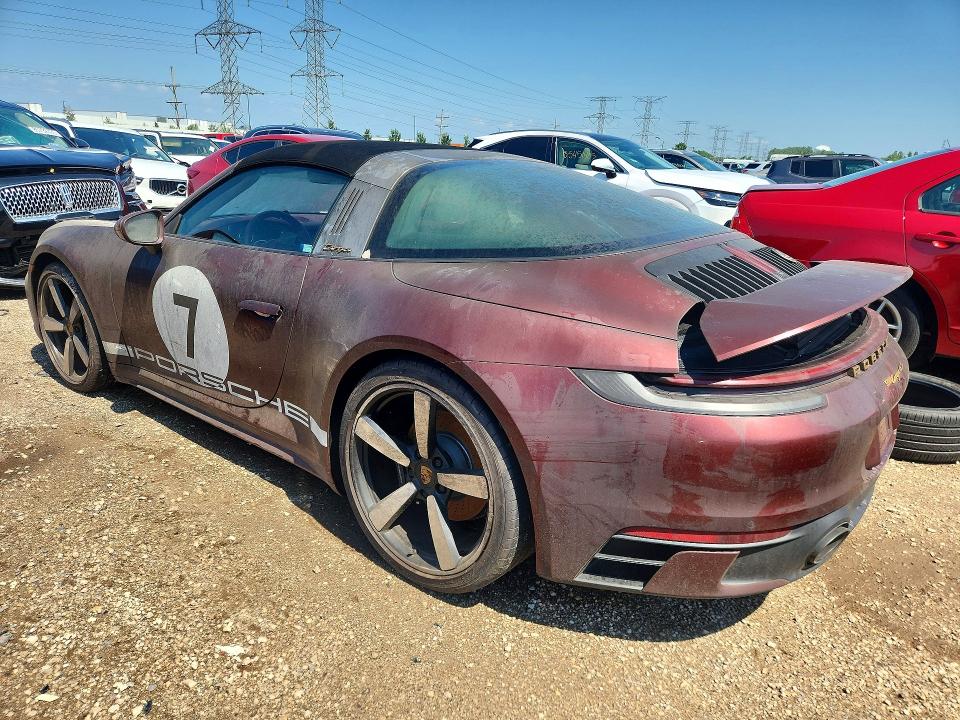 Photo 2 from auction – 2021 PORSCHE 911 with VIN WP0BB2A98MS235669