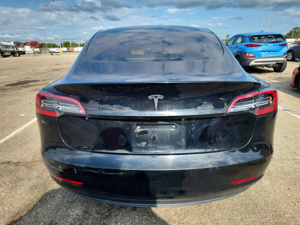 Photo 6 from auction – 2019 TESLA MODEL 3 with VIN 5YJ3E1EA2KF297623
