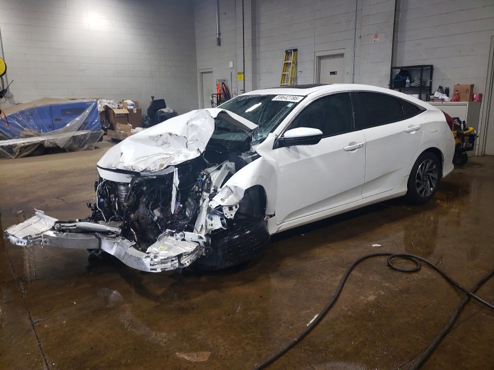 HONDA CIVIC 2016 with VIN 2HGFC2F72GH513498 - Photo from auction