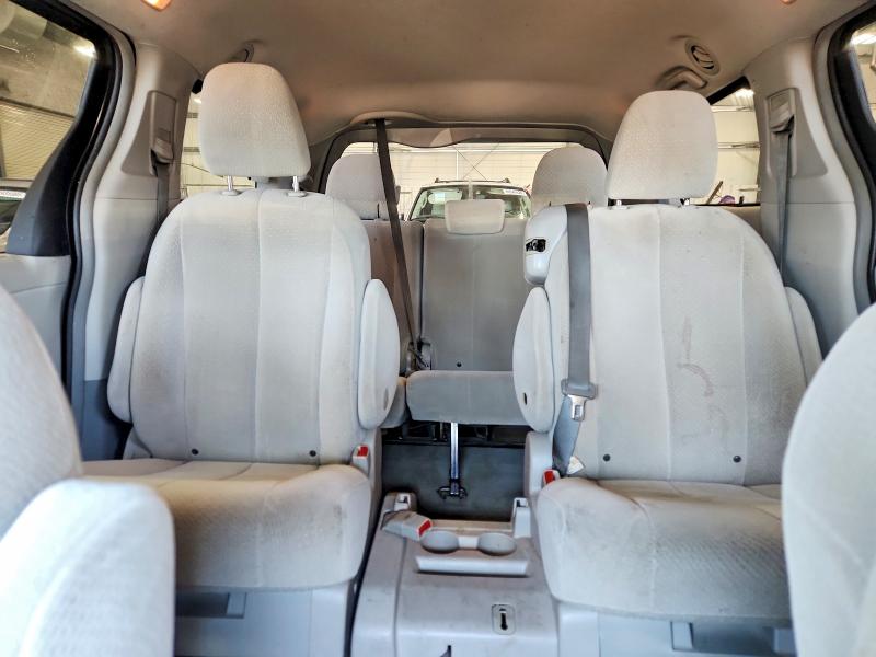 Photo 10 from auction – 2014 TOYOTA SIENNA with VIN 5TDKK3DC8ES485579