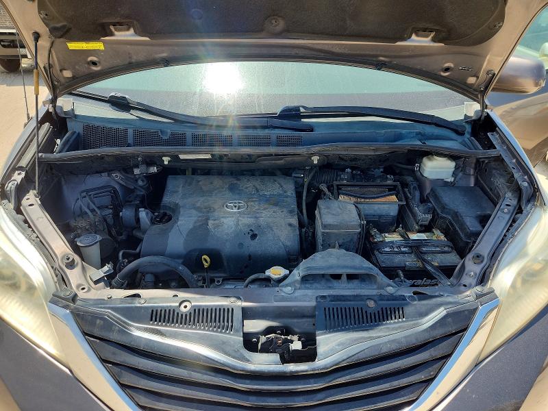 صورة رقم 12 من المزاد - 2014 TOYOTA SIENNA مع VIN 5TDKK3DCXES454009