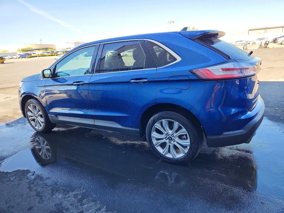Photo 2 from auction – 2022 FORD EDGE with VIN 2FMPK4K95NBB04755
