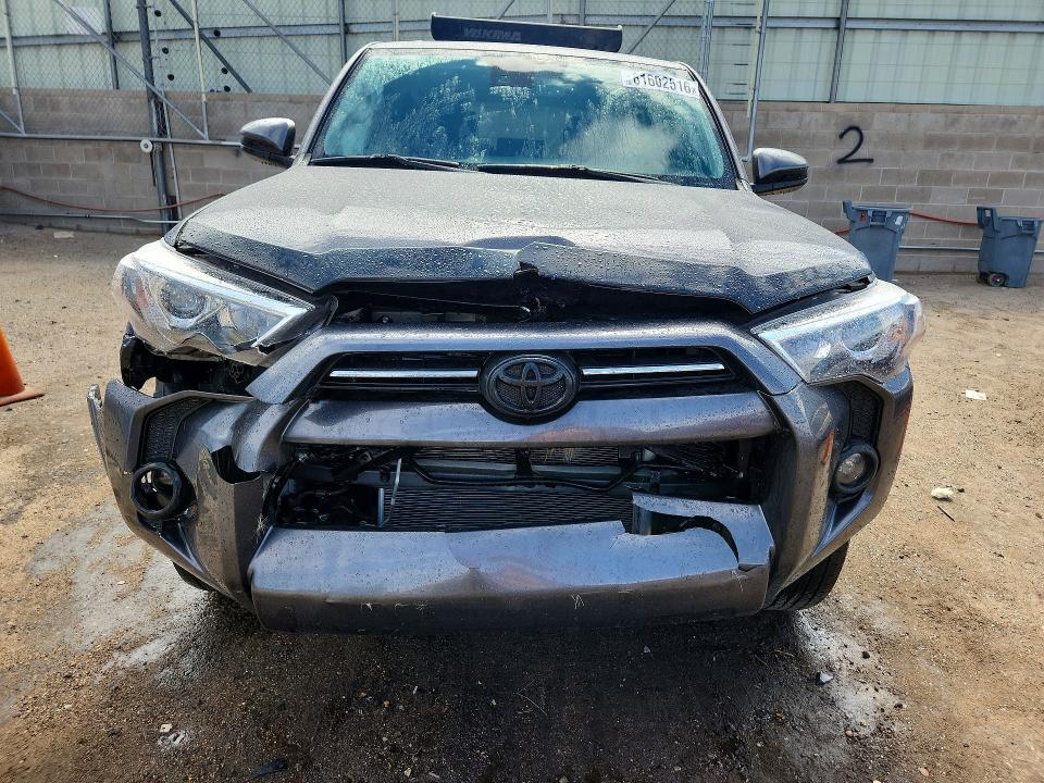 Photo 5 from auction – 2023 TOYOTA 4RUNNER with VIN JTEMU5JR5P6129130