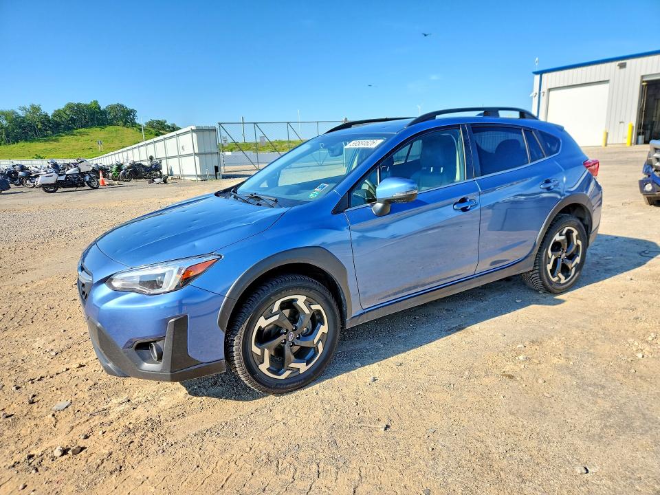 SUBARU CROSSTREK 2022 with VIN JF2GTHNC2NH235954 - Photo from auction
