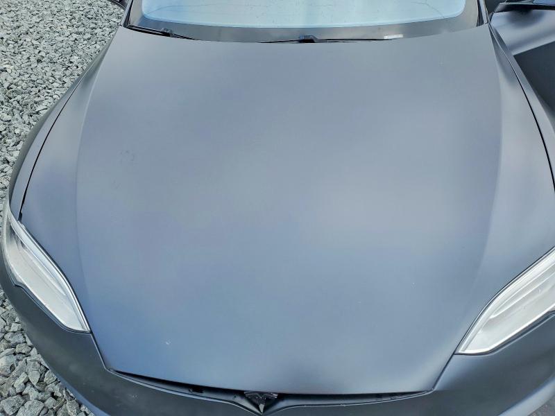 Photo 11 from auction – 2016 TESLA MODEL S with VIN 5YJSA1E25GF147996