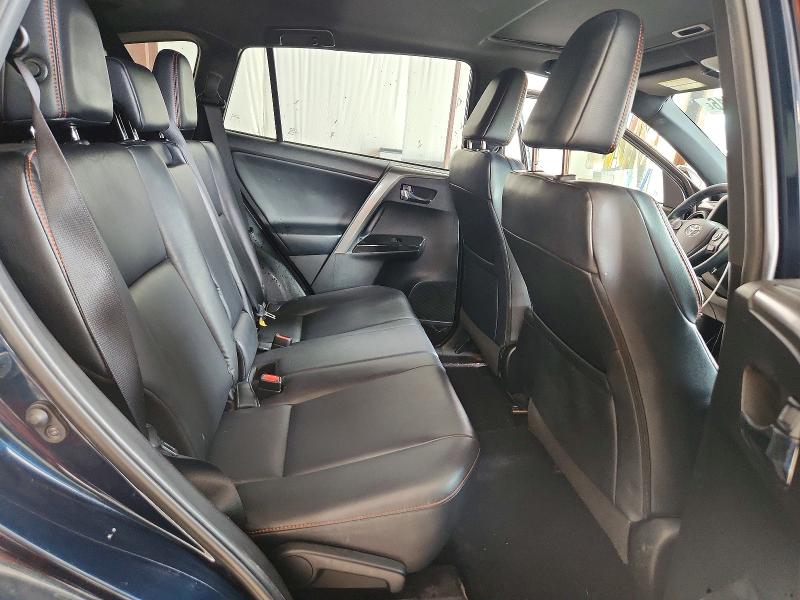 Photo 11 from auction – 2018 TOYOTA RAV4 with VIN 2T3JFREV6JW839420