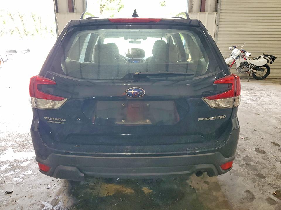 Photo 6 from auction – 2019 SUBARU FORESTER with VIN JF2SKACC5KH503415