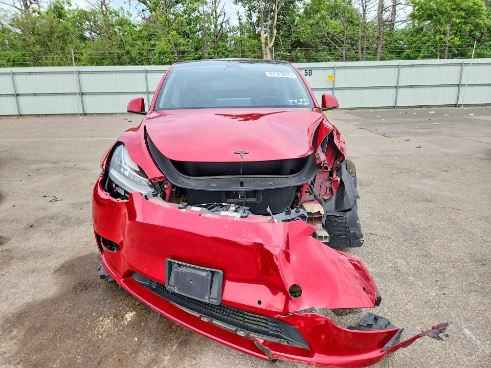 Photo 5 from auction – 2022 TESLA MODEL Y with VIN 7SAYGDEE7NF342566