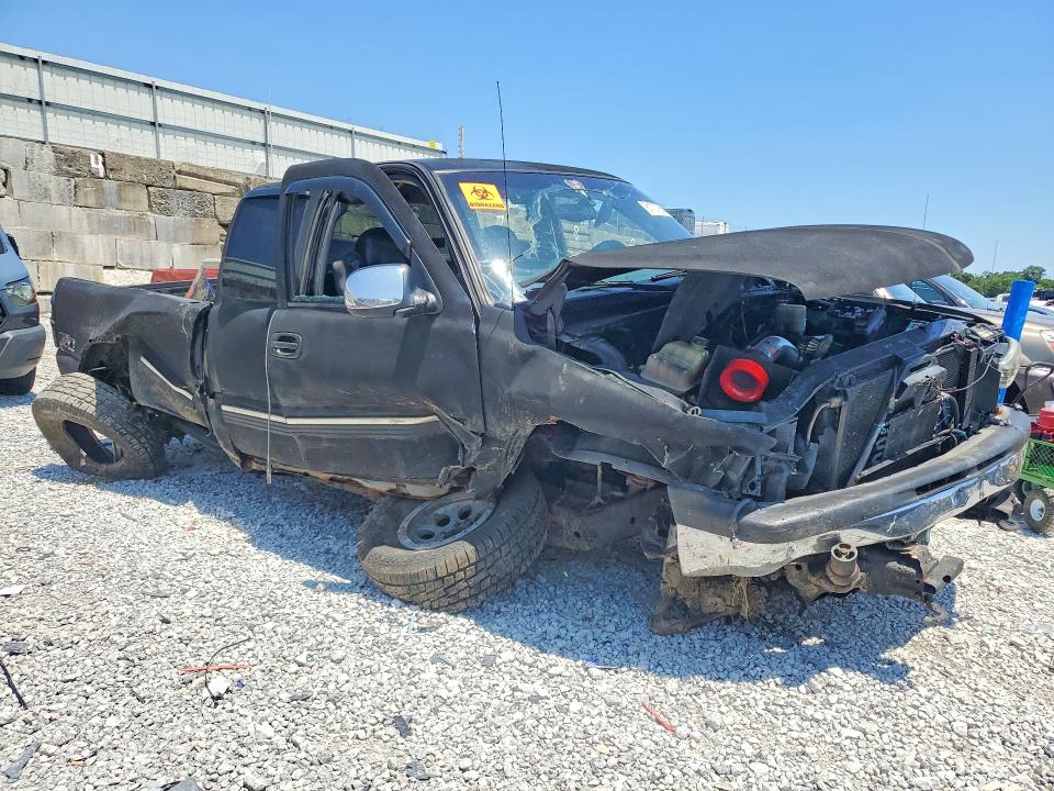 Photo 4 from auction – 2002 CHEVROLET SILVERADO with VIN 1GCEK19T42E237423