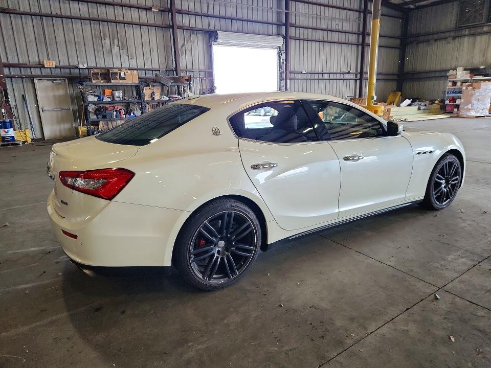 Photo 3 from auction – 2017 MASERATI GHIBLI with VIN ZAM57RSS1H1212749