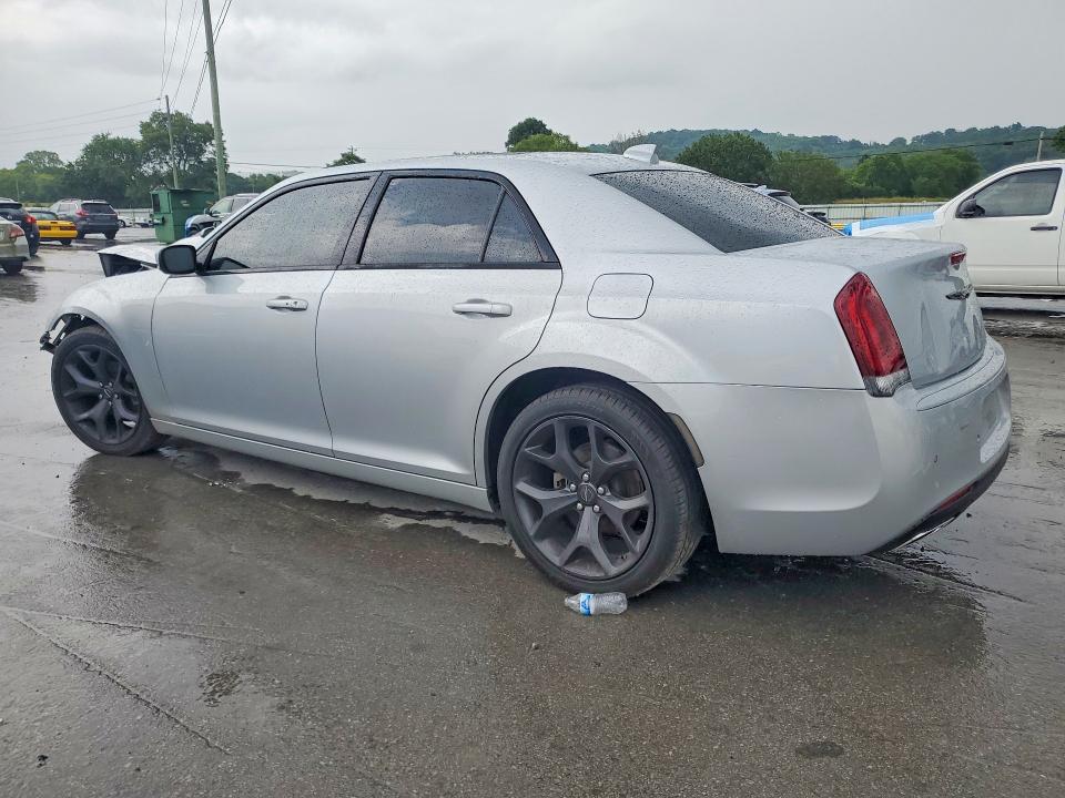 Photo 2 from auction – 2023 CHRYSLER 300 with VIN 2C3CCABG5PH569554