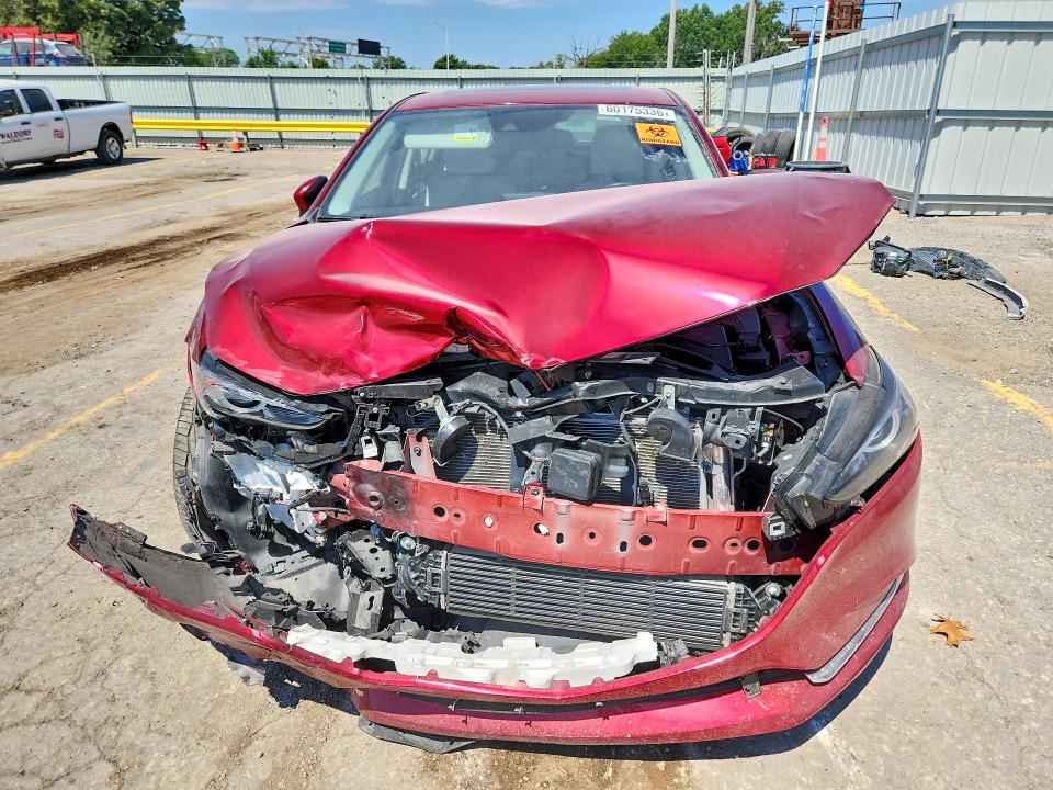 Photo 5 from auction – 2018 MAZDA 6 with VIN JM1GL1WY4J1328753