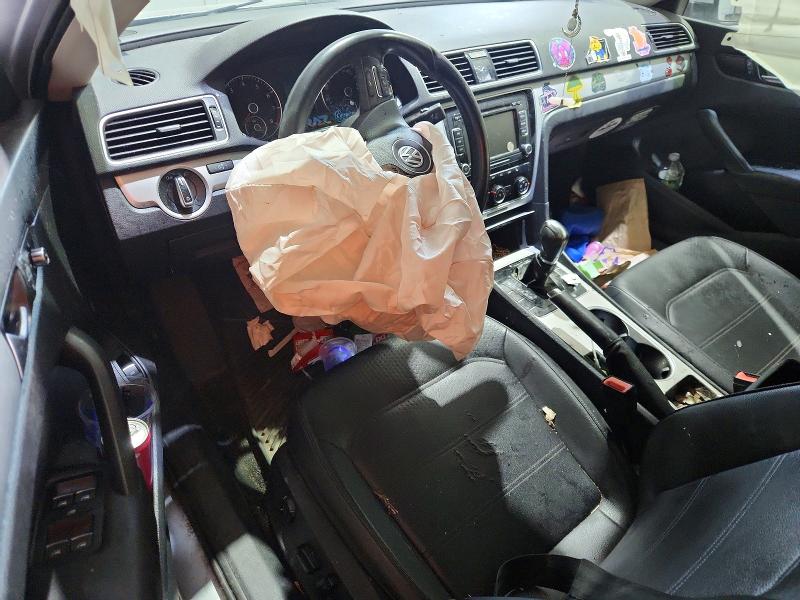 Photo 8 from auction – 2013 VOLKSWAGEN PASSAT with VIN 1VWBP7A39DC126560