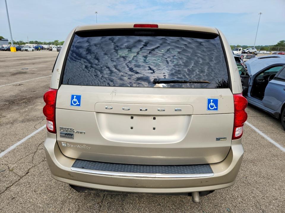 Photo 6 from auction – 2013 DODGE GRAND CARAVAN with VIN 2C4RDGBG0DR723468