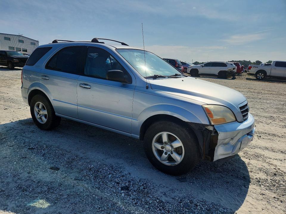 Photo 4 from auction – 2008 KIA SORENTO with VIN KNDJD735885765335