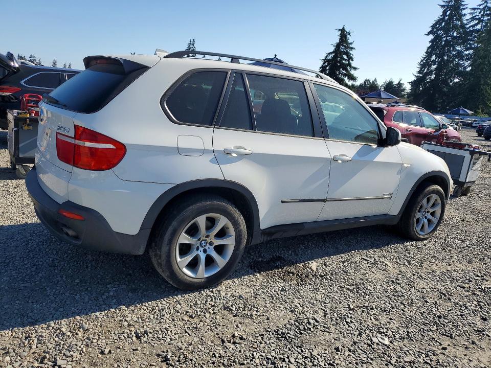 Photo 3 from auction – 2010 BMW X5 with VIN 5UXFE4C58AL381833