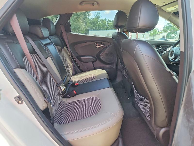 Photo 11 from auction – 2013 HYUNDAI TUCSON with VIN KM8JU3AC0DU784354