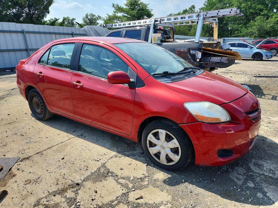 Снимка 4 от търг – 2008 TOYOTA YARIS с VIN JTDBT923481241450