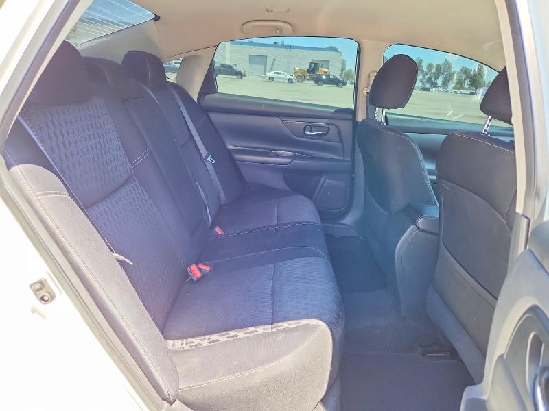 Zdjęcie 10 z aukcji – 2016 NISSAN ALTIMA z VIN 1N4AL3AP2GC212633