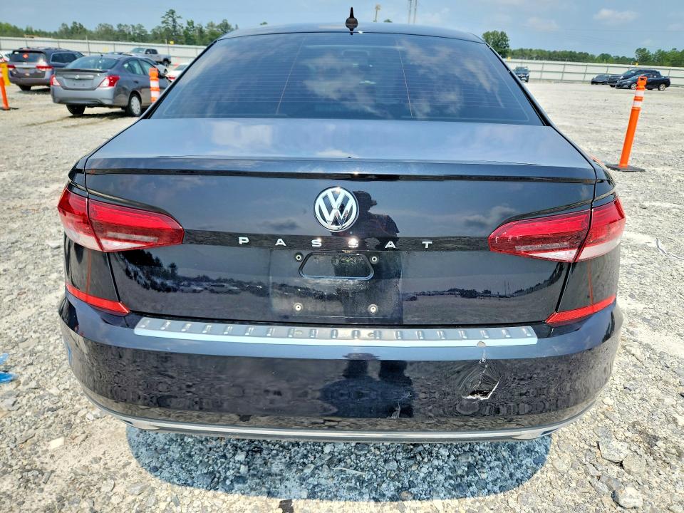 Photo 6 from auction – 2021 VOLKSWAGEN PASSAT with VIN 1VWSA7A31MC005880