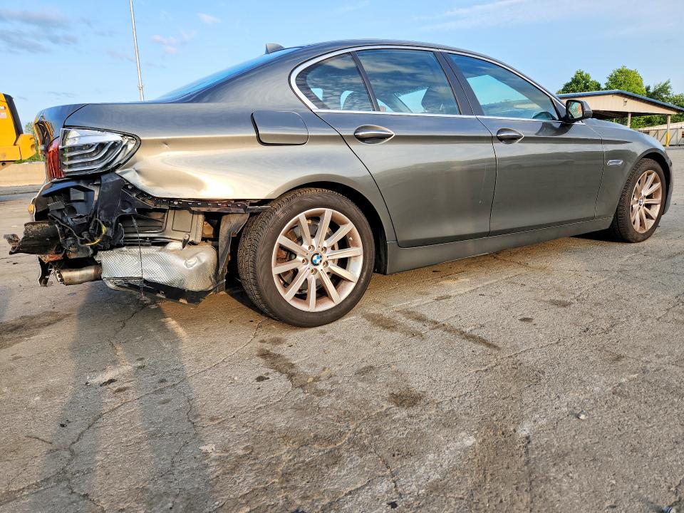 Photo 3 from auction – 2014 BMW 535 with VIN WBA5B3C54ED535483