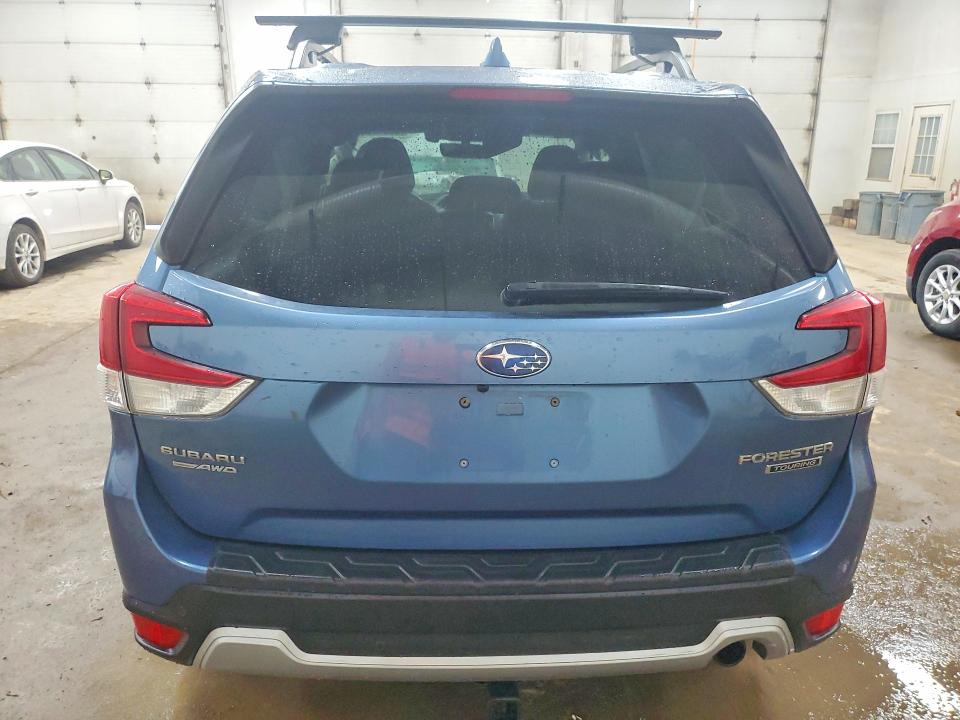 Foto 6 de la subasta – 2020 SUBARU FORESTER con VIN JF2SKAXC8LH493183