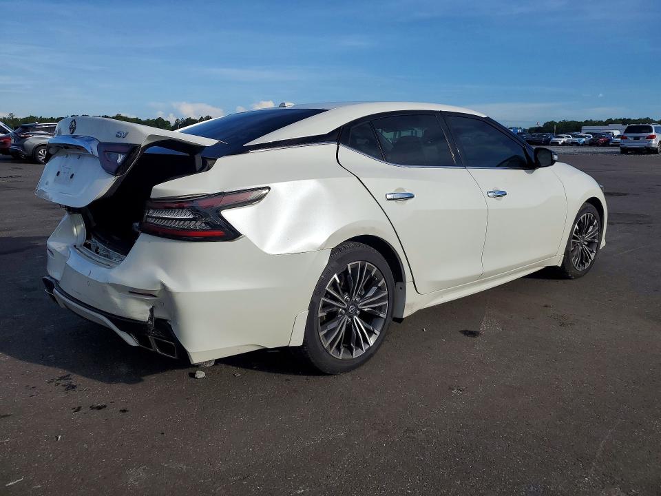 Photo 3 from auction – 2023 NISSAN MAXIMA with VIN 1N4AA6CVXPC513086