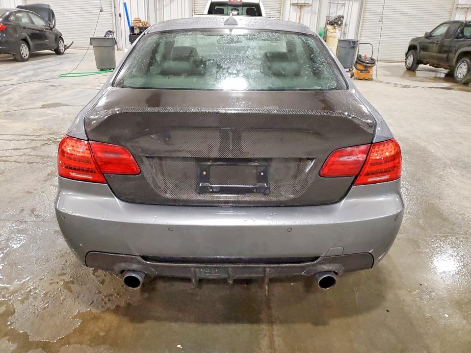 Photo 6 from auction – 2010 BMW 335 with VIN WBAWB7C51AP048374