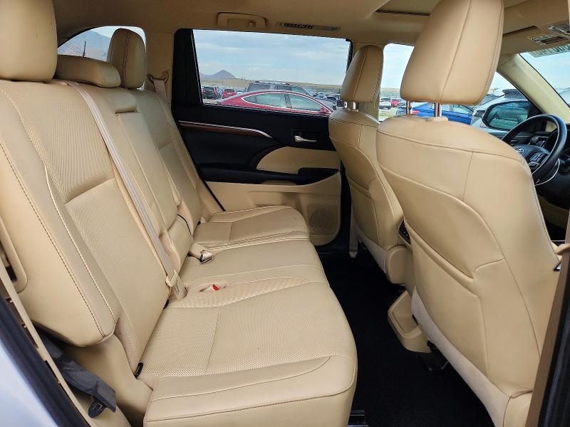 Photo 10 from auction – 2019 TOYOTA HIGHLANDER with VIN 5TDDZRFH9KS931346
