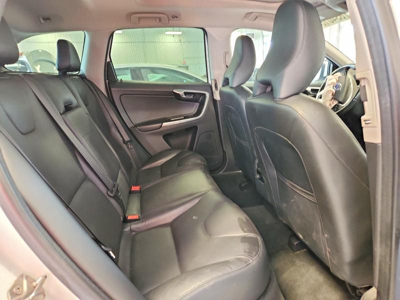 Photo 11 from auction – 2016 VOLVO XC60 with VIN YV4612RK9G2804865