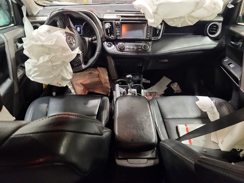 Photo 8 from auction – 2018 TOYOTA RAV4 with VIN 2T3DFREV3JW837282