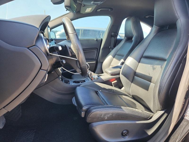 Photo 7 from auction – 2017 MERCEDES-BENZ CLA with VIN WDDSJ4EB8HN415532