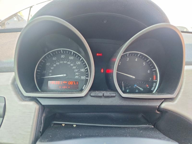 Photo 9 from auction – 2003 BMW Z4 with VIN 4USBT33493LR62732