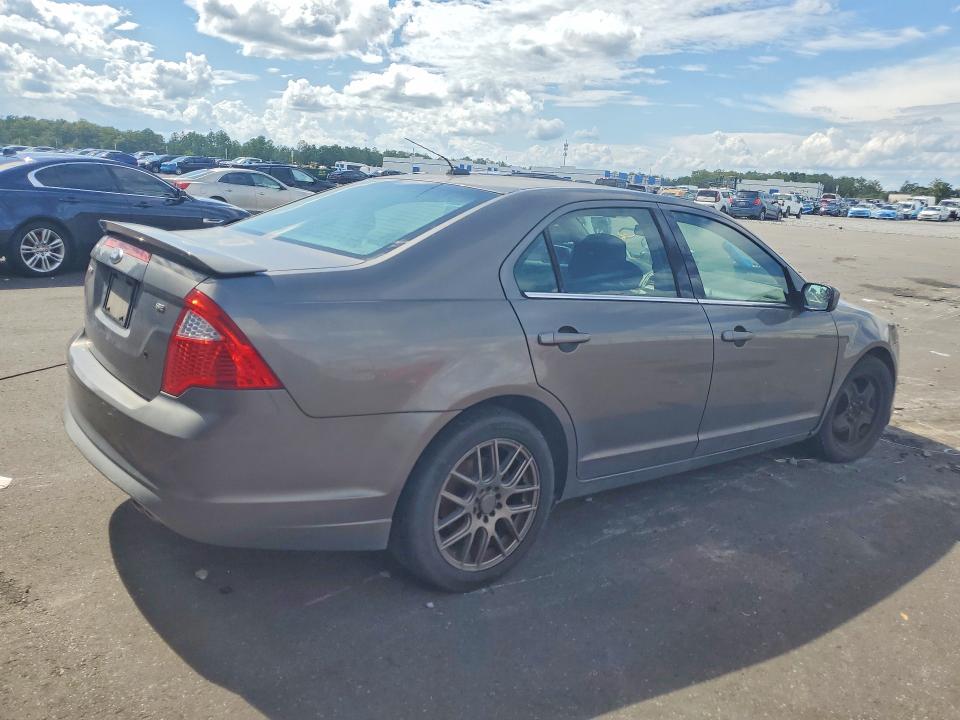 Photo 3 from auction – 2011 FORD FUSION with VIN 3FAHP0HA1BR188449
