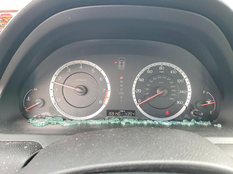 Photo 9 from auction – 2011 HONDA ACCORD with VIN 1HGCP2F80BA004131